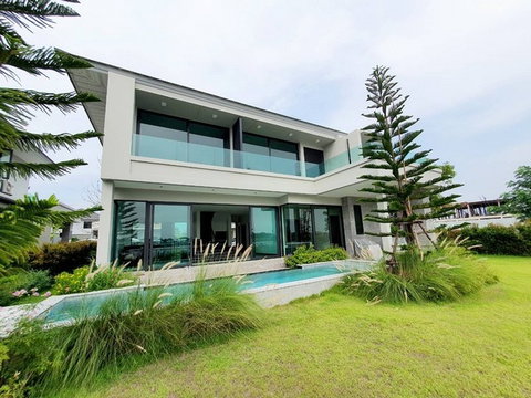 ขาย บ้านเดี่ยว Lake Villa ราชพฤกษ์-ปทุมธานี วิลล่าหรูติดทะเลสาบ DOUBLE FRONT รับทัศนียภาพงดงามทั้ง 2 ด้าน แปลงมุม