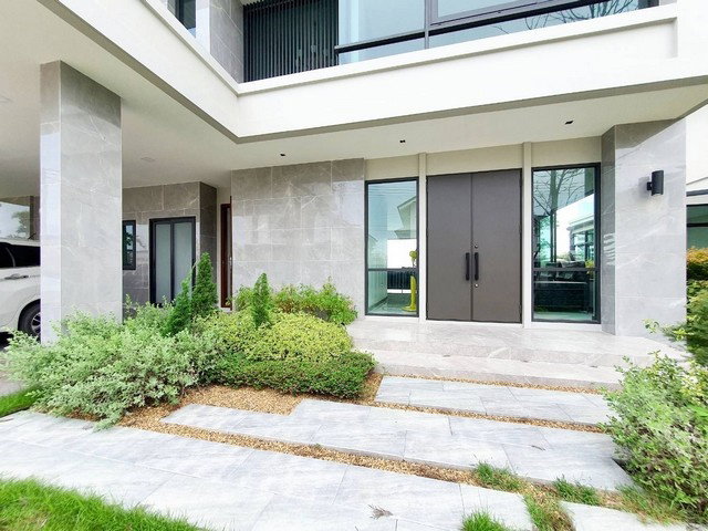 picture FOR SALE  HOUSE PROPERTY  40000000 BAHT. - 4/37