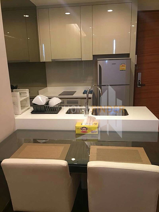 picture The Address Sukhumvit 28 1 bedroom, for rent - 1/8