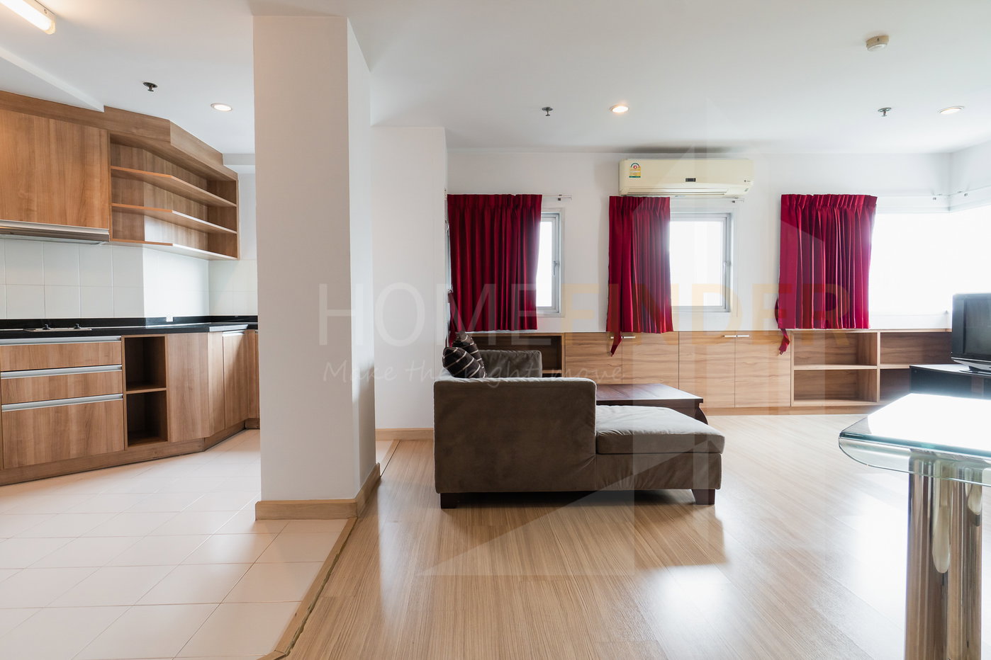 picture P.W.T. Mansion 1 bedroom, for rent - 2/13