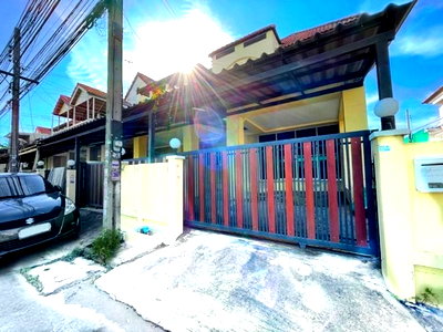 Townhouses for sale : sss410 2-story townhouse for sale, Phanason 10, Phanason Villa 10
