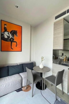 T1466 คอนโดให้เช่า The Crest Park Residences ห้องสวย เฟอร์ครบ มีเครื่องซักผ้า ราคาพิเศษ !! FREE WIFI !!