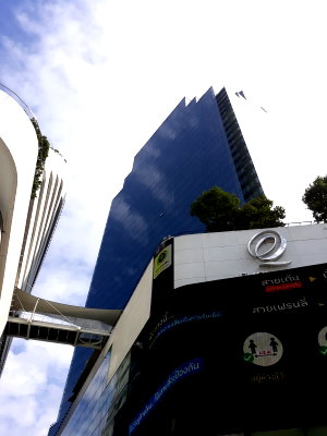 Office for rent Srinakharinwirot University Prasanmit Campus : Bangkok Office For Rent Phromphong Serviced Office Bhiraj Tower At Emquartier Fully-Furnished closed to BTS Phrom Phong