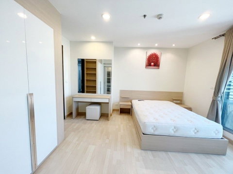 For Rent RHYTHM RATCHADA Fully Furnished (Near MRT Ratchadaphisek)