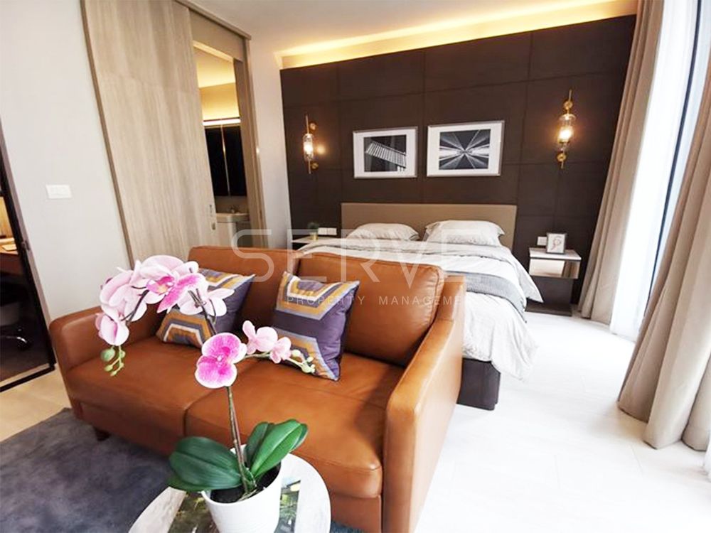 รูป Modern Luxury Style  Studio with Partition Perfect Location Next to BTS Phloen Chit &Central Embassy-Noble Ploenchit - รูปที่ 2/7