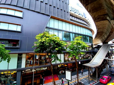 สำนักงานให้เช่า : ให้เช่า ออฟฟิศ พื้นที่สำนักงาน สีลม ศาลาแดง Office ตกแต่งสวย อาคาร สีลม เอจ - Silom Edge ใกล้รถไฟฟ้า BTSศาลาแดง, MRTสีลม เริ่มต้น 9,000 บาท/เดือน