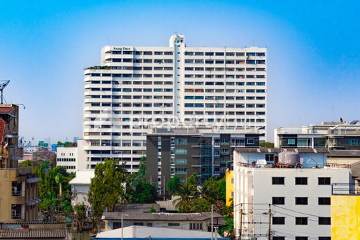 Project Young Place Grand Le Gardine Paholyothin 37 Picture - 2/8
