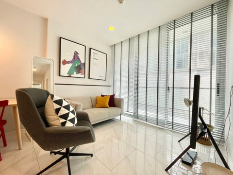 LTH9859 – Hyde Sukhumvit 11 FOR SALE size 63 Sq. m. 2 beds 2 baths Near BTS Nana Station ONLY 11.5 MB