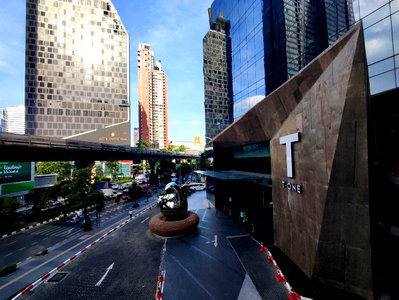 สำนักงานให้เช่า : ให้เช่า ออฟฟิศ พื้นที่สำนักงาน สุขุมวิท Office ตกแต่งสวย อาคาร ที-วัน ทองหล่อ T-One Office Building เริ่มต้น 10,000 บาท/เดือน ใกล้รถไฟฟ้า BTSทองหล่อ