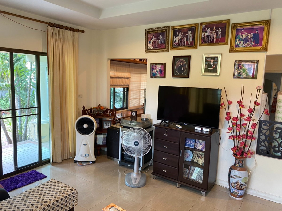 รูป ขายบ้าน 2 ชั้น 4 ห้องนอน 4 ที่จอดรถ โครงการ เพลส แอนด์ พาร์ค ประชาอุทิศ 90 อ.พระสมุทรเจดีย์ จ.สมุทรปราการ - รูปที่ 5/25