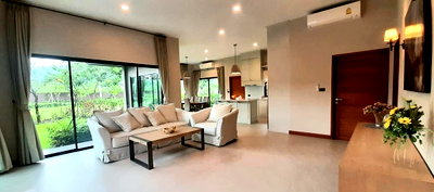 บ้านเดี่ยว ชลบุรี : ขายบ้านเดี่ยว สร้างใหม่ เขาเขียว พื้นที่ 103 ตร.ว. "At green" ทำเล เขาเขียว จังหวัดชลบุรี 