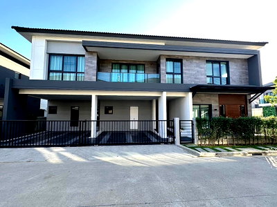 Houses for rent Samut Prakarn : LTH9869 – House FOR RENT in Bangna 5 beds 6 baths size 416 sq.m. Near BTS Bangna Station ONLY 300k/Month