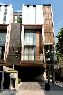 Townhouses for sale Bangkok : Novel Residence Ladprao18, Bangkok