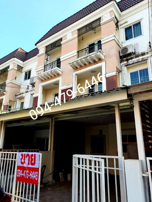 Townhouses for sale : Saranthorn Phutthabucha36 near Central Rama2 , Bang mod hospital