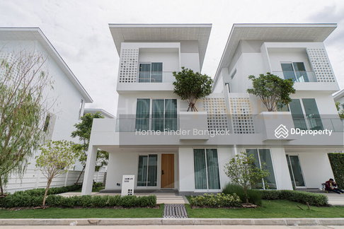 Nirvana ABSOLUTE Krungthep Kreetha, กรุงเทพ
