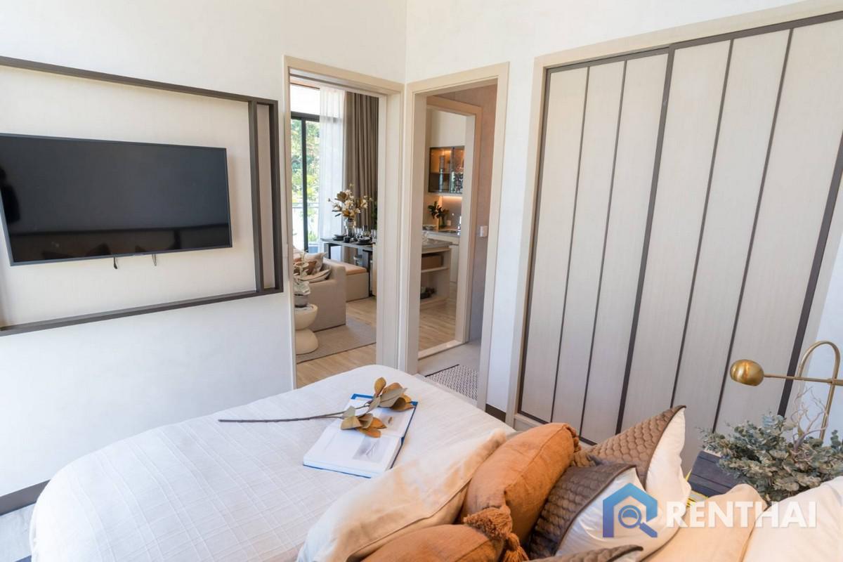 picture Beach front condominium  Arom Wongamat  2 bedroom sea view high floor - 9/28