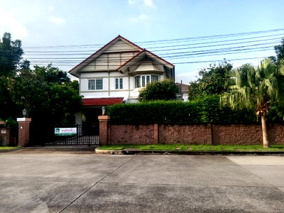 ขายบ้านเดี่ยว : ขายบ้านเดี่ยว ม.ลัดดารมย์ วัชรพล-รัตนโกสินทร์ 113.40 ตร.ว. โทร.0999983897