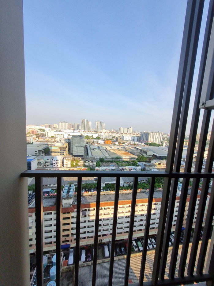 รูป ขายห้องกว้าง35ตรม. ห้องป้ายแดง ขายขาดทุน3.59ล้าน #ติดmrt ราชมังฯ0เมตร เฟอร เครื่องใช้ไฟฟ้า ครบใหม่ ห้องไม่เคยอยู่จ้าด่วน ทักเราpaolin1 - รูปที่ 12/12