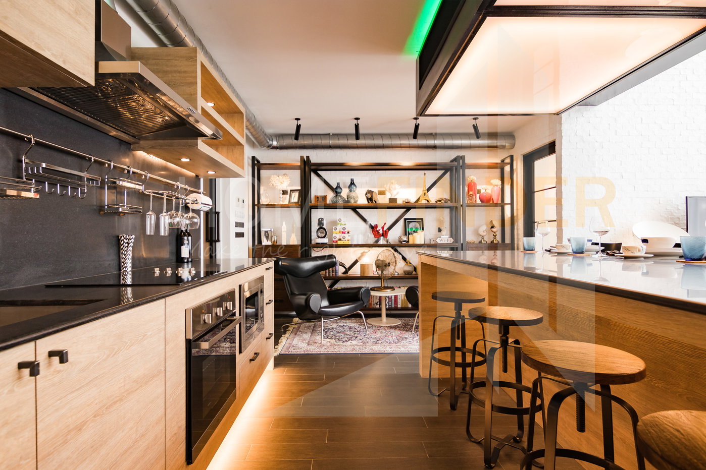 รูป Penthouse Condominium 3 6 bedrooms, for sale - รูปที่ 20/75