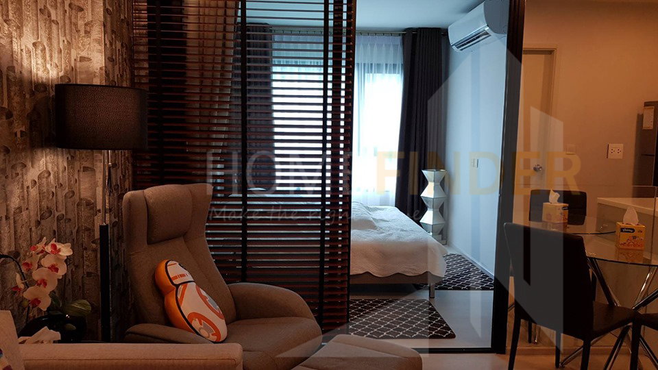picture Life Asoke 1 bedroom, for rent - 10/10