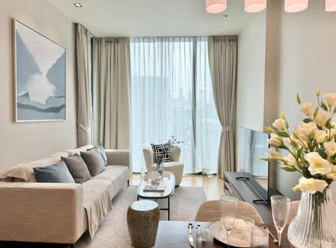 LTH9898 – 28 Chidlom FOR RENT size 80 Sq. m. 2 beds 2 baths Near BTS Chidlom Station ONLY 100k/month