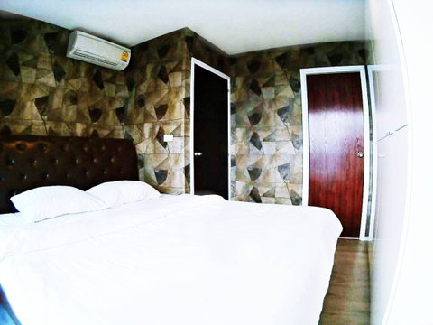 Condo for sale Knightsbridge Bearing fully furnished