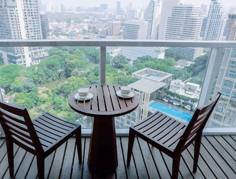 ðĨBest Price 5.8 MBðĨ- 2 Beds 2 Baths 145 sq.m. High Fl. 20+ Good Location BTS Chit Lom 600 m. at Urbana Langsuan Condo / For Sale