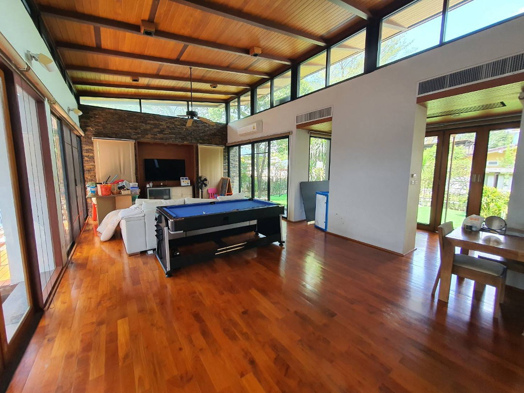 picture Beverly Hills      Chaengwattana - 15/48