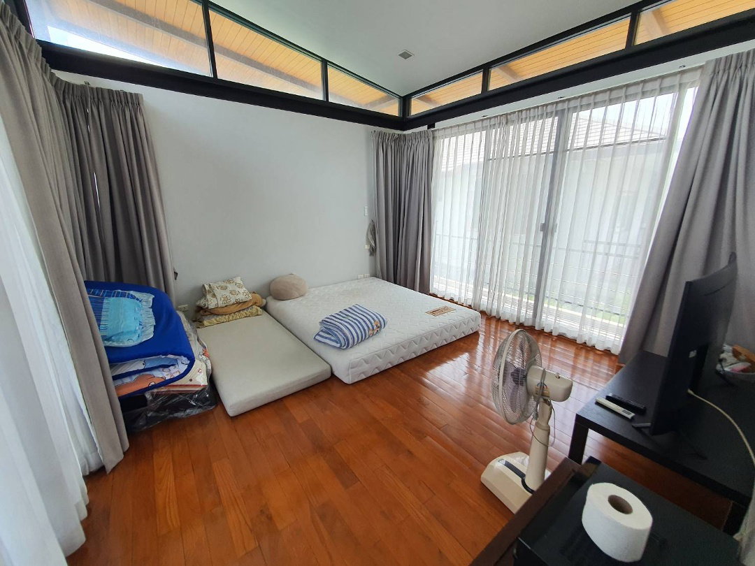 picture Beverly Hills      Chaengwattana - 36/48