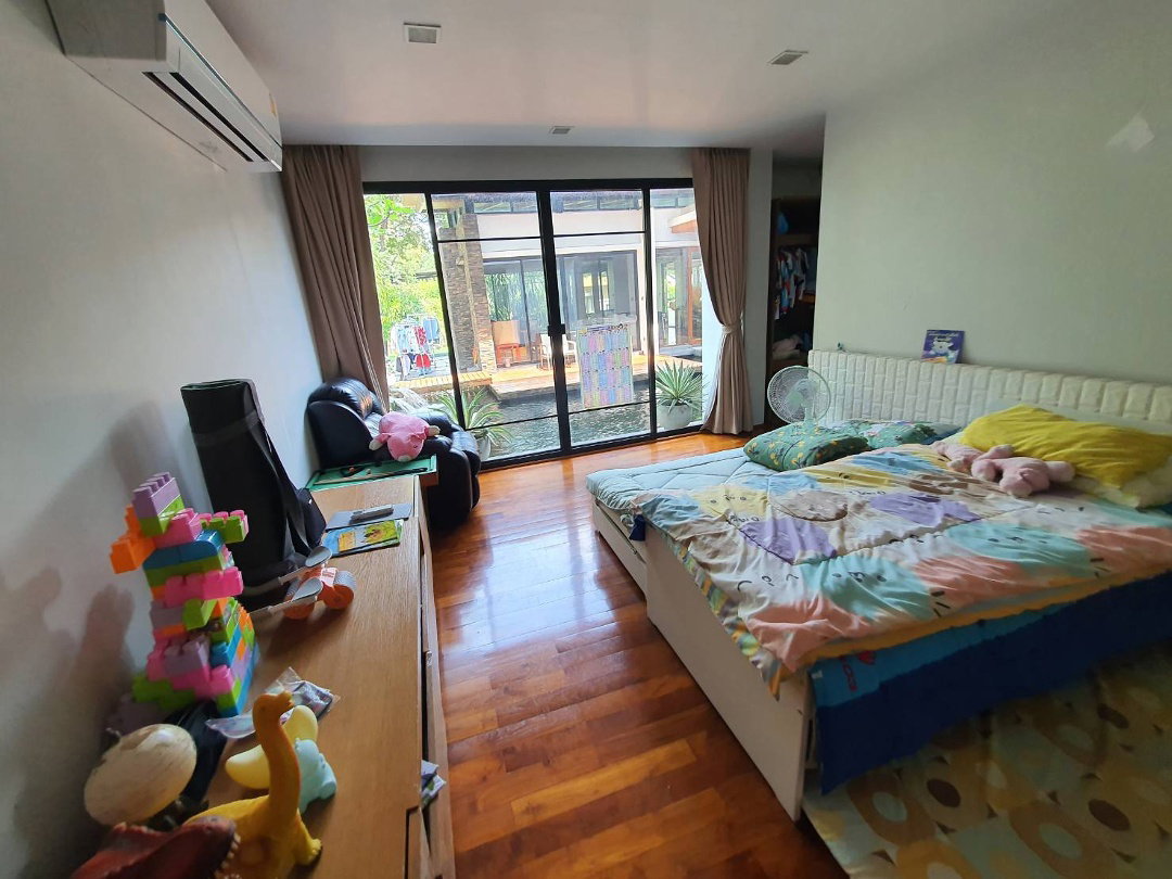 picture Beverly Hills      Chaengwattana - 43/48