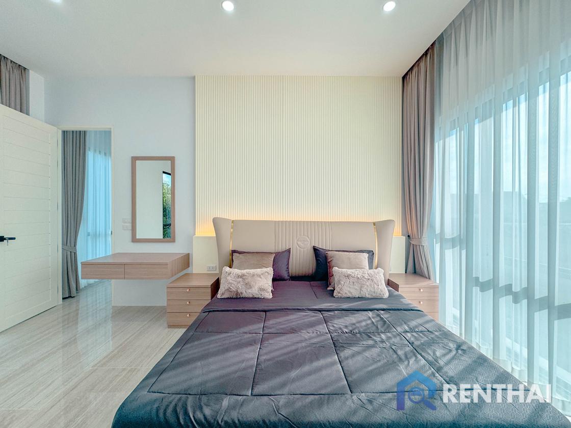 picture Luxury Modern Pool Villa at Pattaya - 19/25