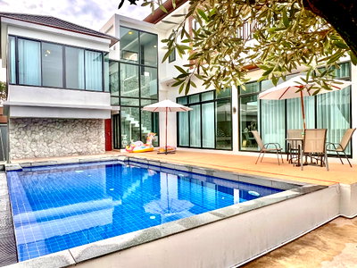 บ้านเดี่ยว ลำลูกกา คลองสอง : 🔥 OWNER REDUCE PRICE  จาก 15,900,000 บาท เหลือเพียง 12,900,000 บาท  Pool Villa หรู พหลโยธิน 56