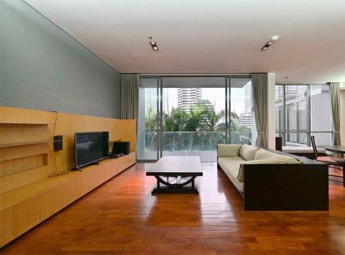  LTHC9926 – Domus 16 FOR RENT size 165 Sq. m. 2 beds 2 baths Near BTS Asoke Station ONLY 95K/Month