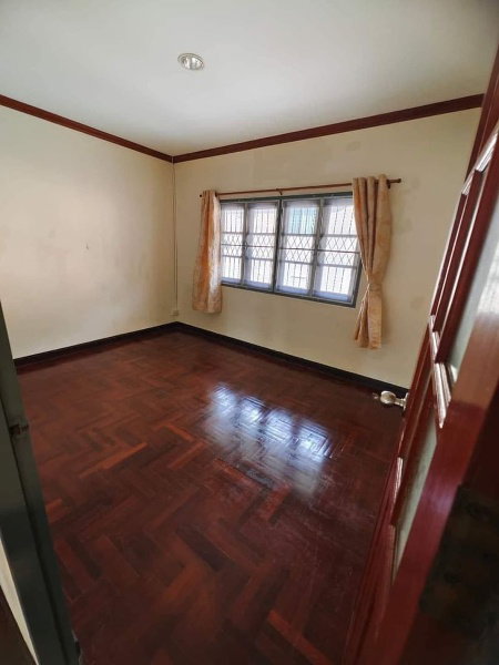 รูป ขายบ้านเดี่ยวหลังใหญ่ ม.สามมุขธานี บางแสน ชลบุรี - รูปที่ 11/16