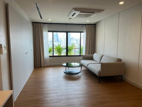 Baan Ploenchit (บ้านเพลินจิต) 2 ห้องนอน