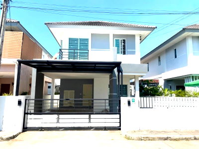 ขายบ้านแฝด : ขายบ้านแฝดรีโนเวทใหม่สวย ม.เดอะทรี หนองขาม ศรีราชา