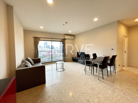 2 Beds with Bathtub 65.6 sq.m. Good View & Good Location Close to BTS Thong Lo 200 m. at The Crest Sukhumvit 34 Condo / For Sale