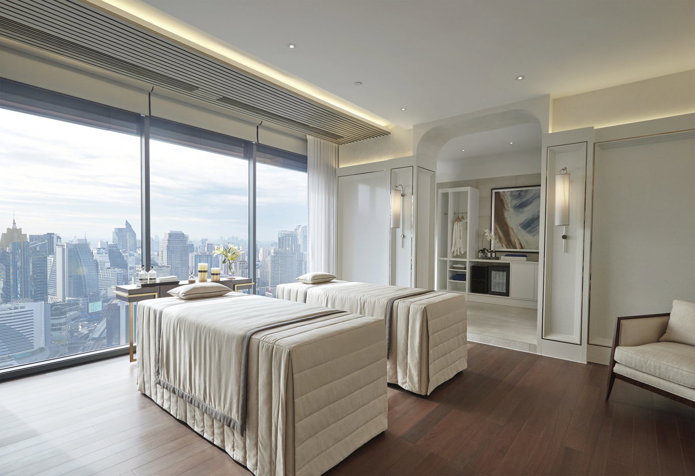 รูป Q1 Sukhumvit, 3 Bedrooms – Sukhumvit Road / Direct BTS Nana Access 3 bedrooms, for sale - รูปที่ 2/6