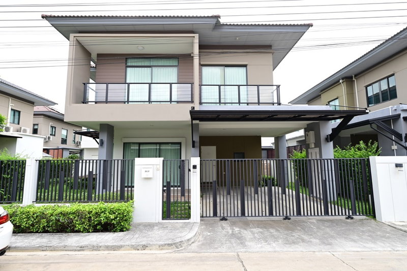 Houses for sale : ✨Brand New! For Sale Luxury 4 Bed Single-Detached House, Sena Park Grand Ramindra✨