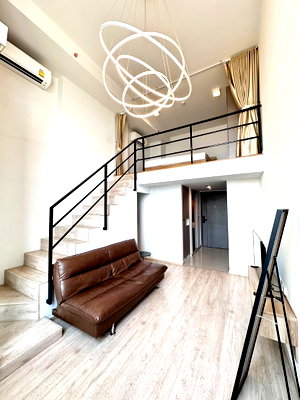คอนโดให้เช่า : ideo new rama9 ชั้น19 วิวสวย เฟอรดี