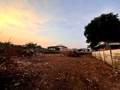Land for sale Ladprao 48, Chokchai 4, Ladprao 71 : Land for Sale Soi Ladphrao 41 Near by sky train Phawana station