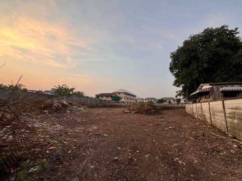 ขายที่ดิน ลาดพร้าว41 (ซ.ภาวนา) ริมคลองลาดพร้าว ใกล้รถไฟฟ้า ภาวนา