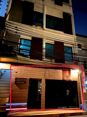เช่าพื้นที่ขายของ เขตวัฒนา : LTH9962 – Commercial FOR RENT in Sukhumvit 49 size 110 Sq. M. Near BTS Thonglo Station ONLY 120K/Month