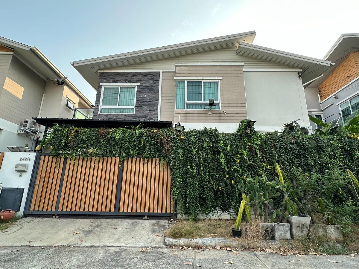 รูป ขายด่วน!! บ้านเดี่ยว 4 ห้องนอน 3 ห้องน้ำ ราคาดีสุดๆ! - รูปที่ 1/26
