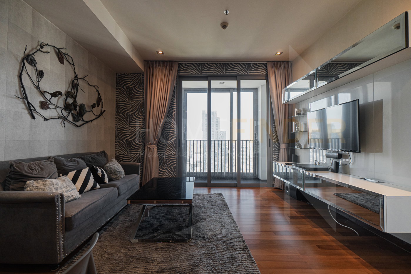 picture Ashton Morph 38 2 bedrooms, for sale - 1/10