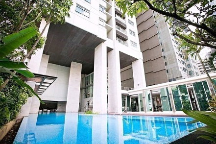 Beautiful unit, 2 bedrooms, 2 bathrooms, 115 sq m, high floor, great view, seperated kitchen, Rare itm The Madison near BTS Phrom Phong 087-907-4045
