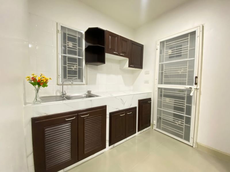 รูป ขายบ้านแฝดรีโนเวทใหม่ ม.เดอะทรี หนองขาม ศรีราชา - รูปที่ 13/20