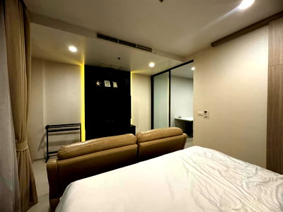 Condos for rent : For rent Noble Ploenchit Ready to move in (DSG206)