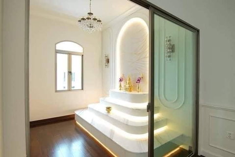 LTHC10096 – House FOR SALE size 202sq.w. 5 beds 6 baths Near ARL Lat krabang Station ONLY 105 MB