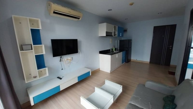 รูป ให้เช่า คอนโดดีทูบางแสน ใกล้ ม.บูรพา ชั้น 3 30 ตร.ม. บิวท์อินทั้งห้อง ราคาเพียง 6,500 เท่านั้น สนใจโทร.091-082-8888 - รูปที่ 2/13
